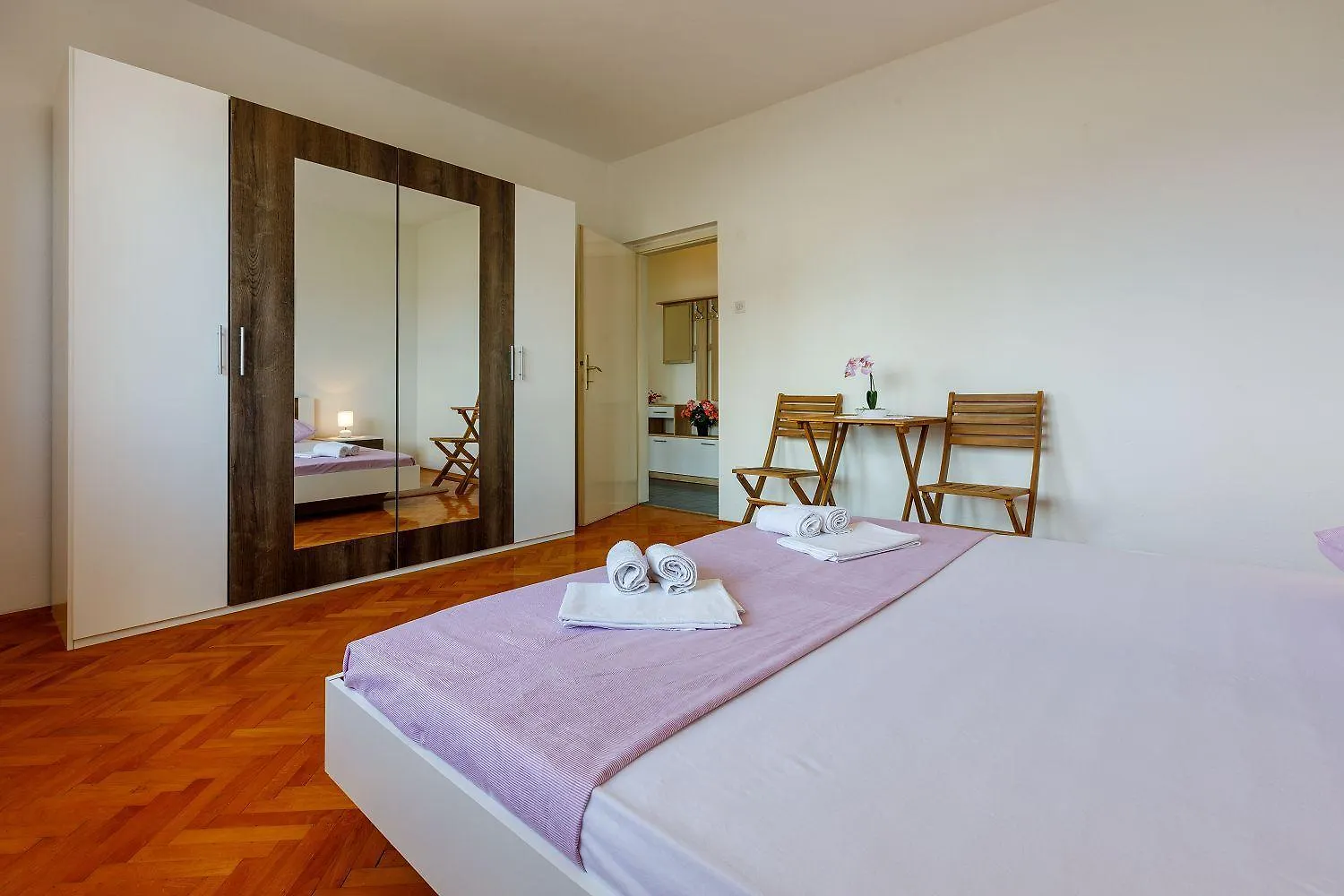Komfortables Apartment Nur 430 Meter Zum Strand Mit Meerblick, Balkon, Terrasse, Grillbereich Novi Vinodolski
