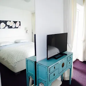 Manda Apartament