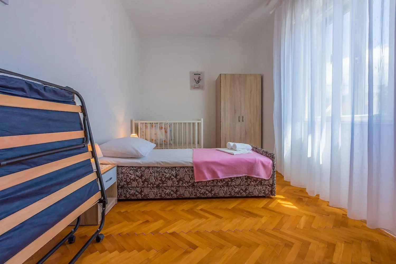 Komfortables Apartment Nur 430 Meter Zum Strand Mit Meerblick, Balkon, Terrasse, Grillbereich Novi Vinodolski